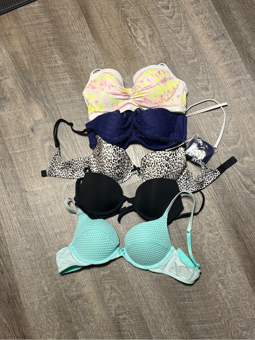 VS Assorted Women’s Bra/swim  Set - Mixed Colors B1